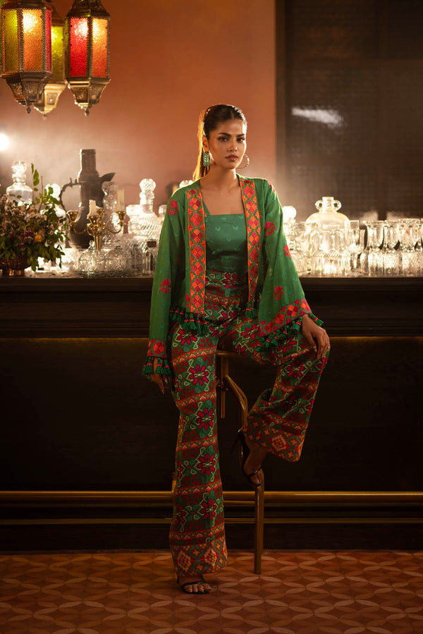 3 Piece Embroidered Khaddar Suit With Light Khaddar Dupatta