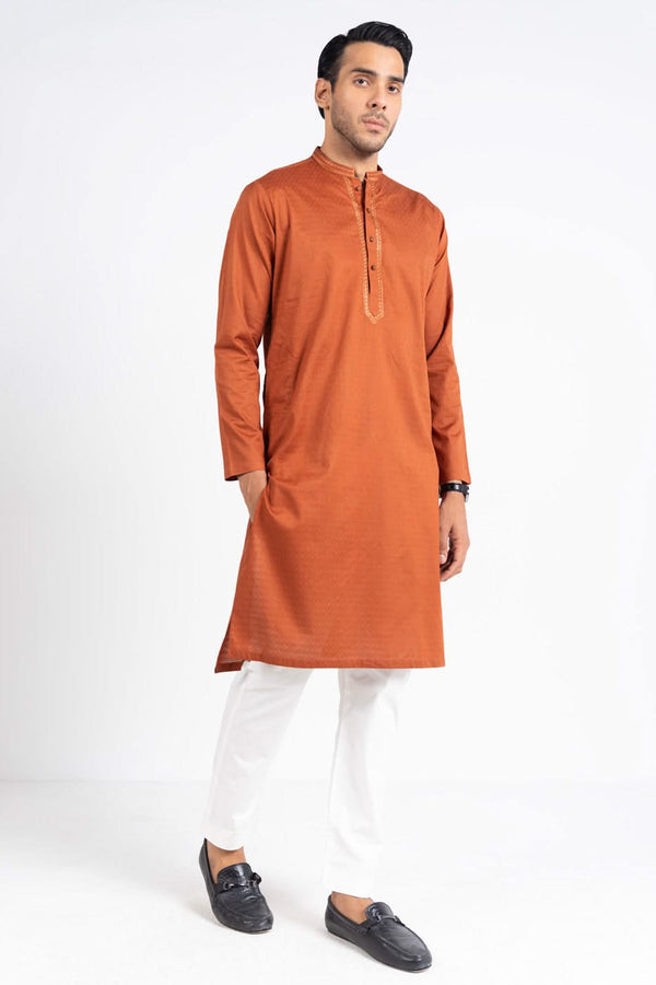 Regular Fit Embroidered Kurta